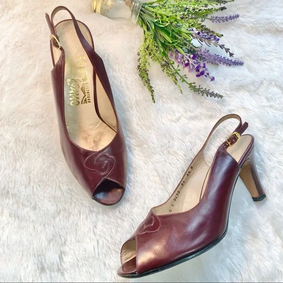 Poshmark salvatore clearance ferragamo